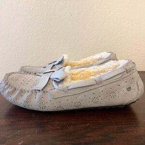 UGG Sheepskin Suede Slipper, Light Gray, 10